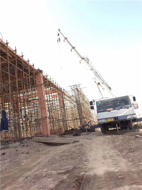 宜昌市25 吨、50 吨吊车怎么选？多大重量 / 半径适合对应车型？