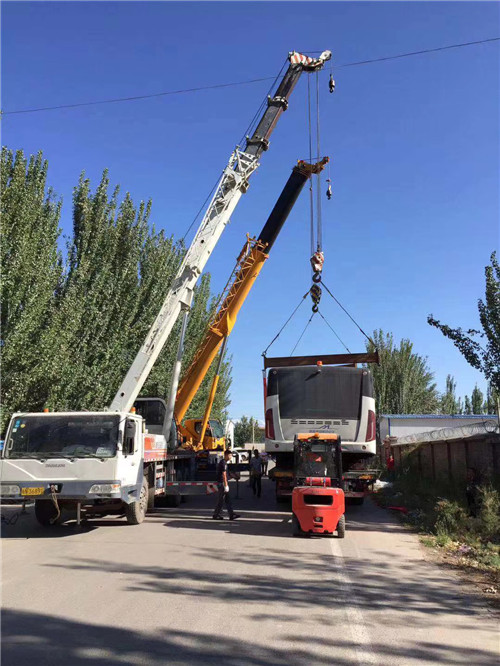 宜昌市港口集装箱搬运案例